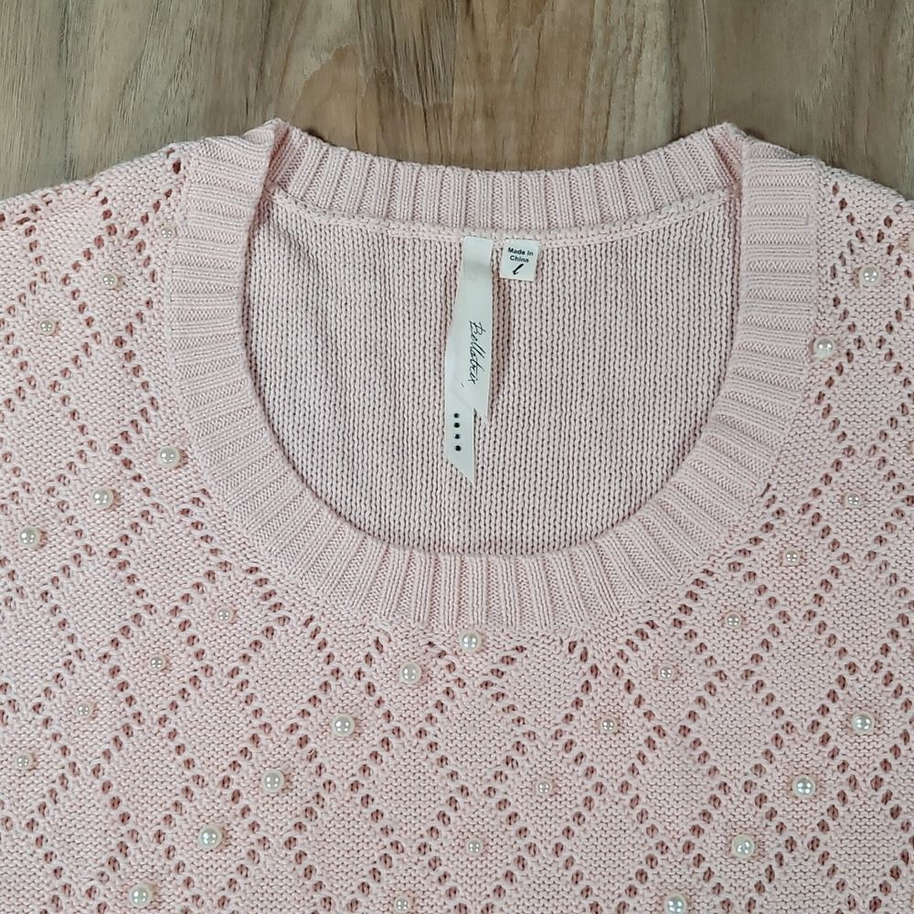 🔹️Bellatrix Pink Open Knit Faux Pearl Adorned Sweater Large - Picture 4 of 11